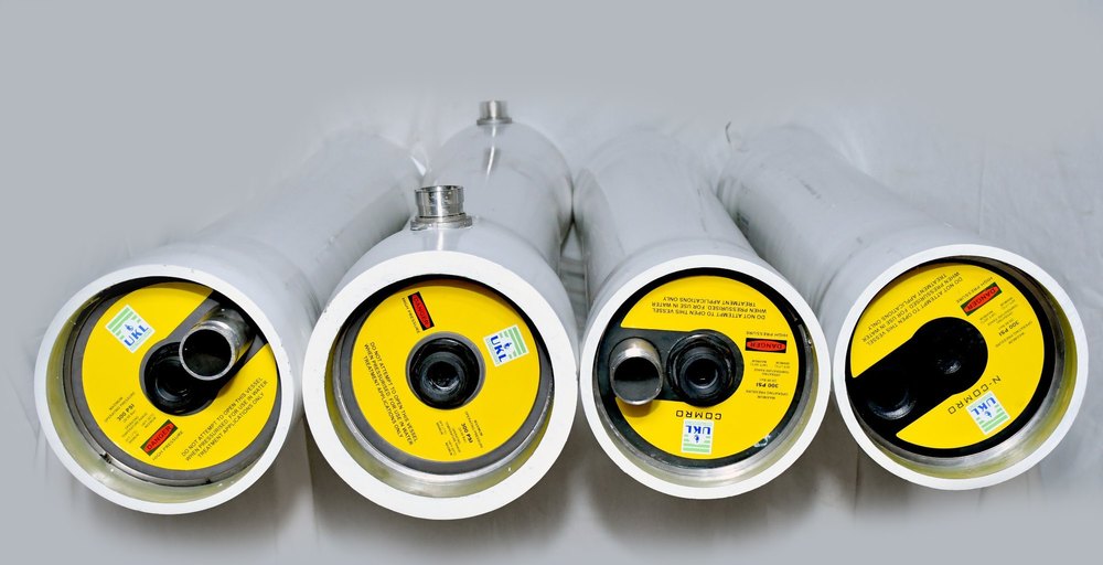 White UKL FRP Reverse Osmosis Membrane Housing, For Ro Plant