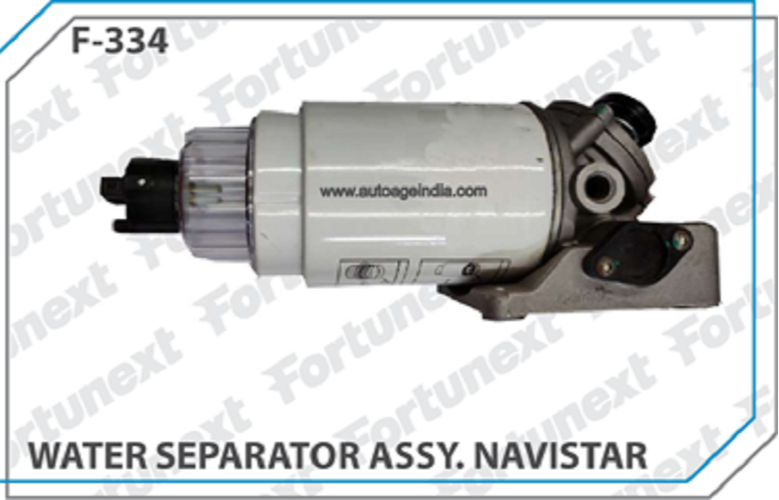 White Heavy Vehicle Water Separator Mahindra Navistar