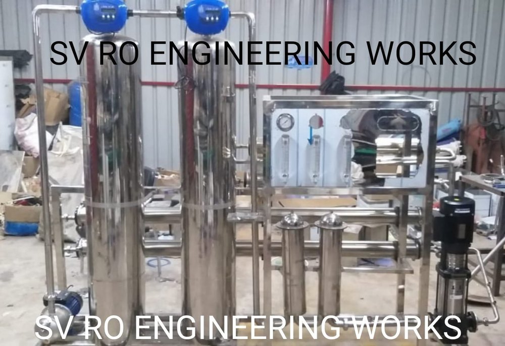 1000 LPH Industrial RO Water Plant, For Hospital, Water Storage Capacity: 2000 L
