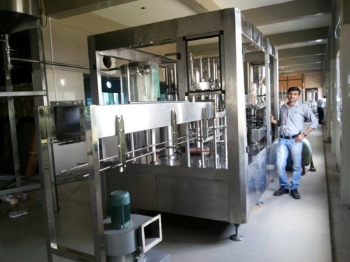 50 BPM 60 BPM Mineral Water Filling Machine, 5 Hp