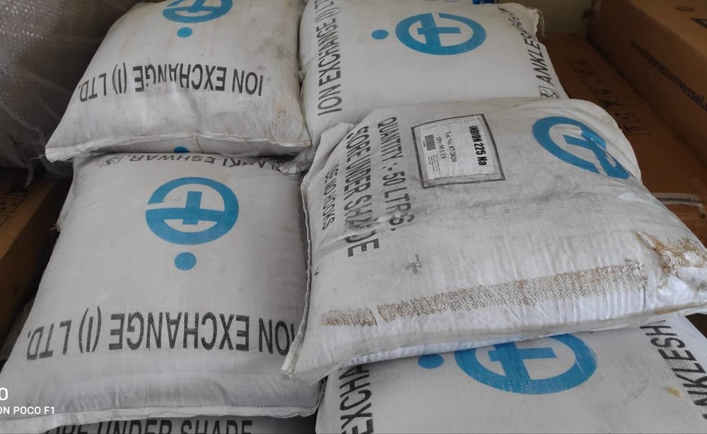 Golden Water Treatment Resin, Packaging Size: 50 Liter Per Bag