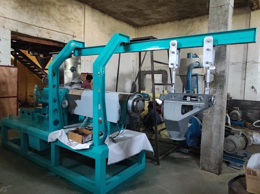 Twin Screw Extruder Fish Feed, 100 kg per hr