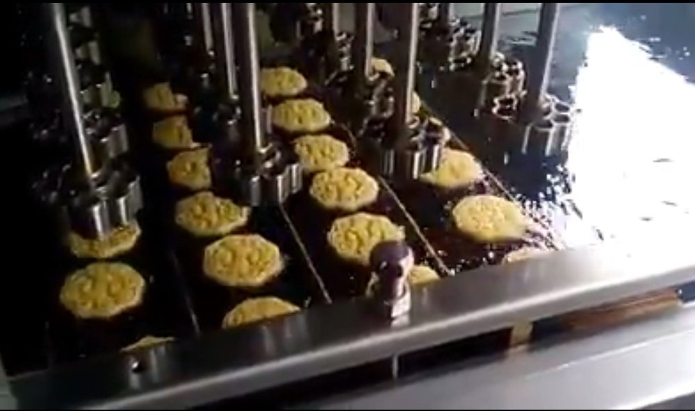 Semi-Automatic Achu Murukku Making Machine, Capacity: Starts From 20 Kg/Hr