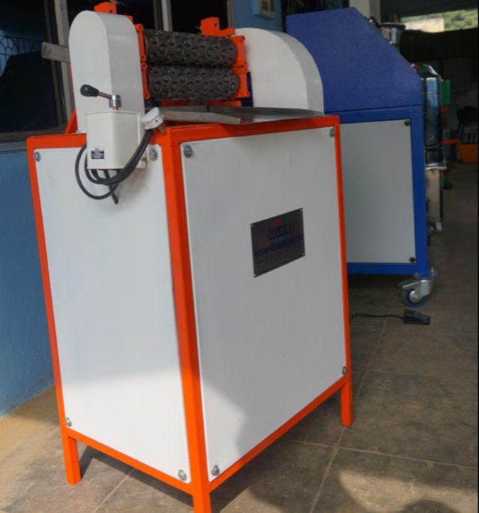Selvin Automatic Andhra Ring Murukku Making Machine, For Industrial