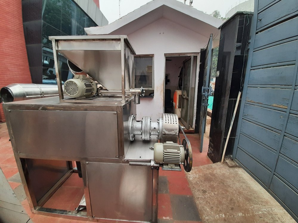 415 V 50 Hz 4 Wire Corn Snacks Machine, 20 kW