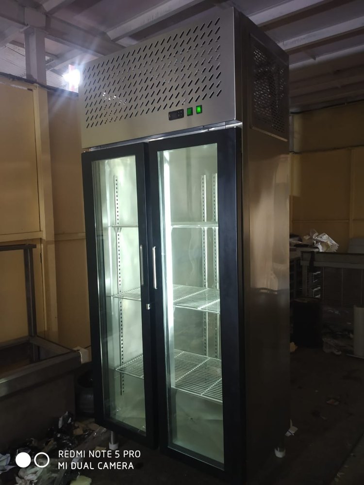 Hi-Tech Steel Glass Door Refrigerator, Capacity: 800