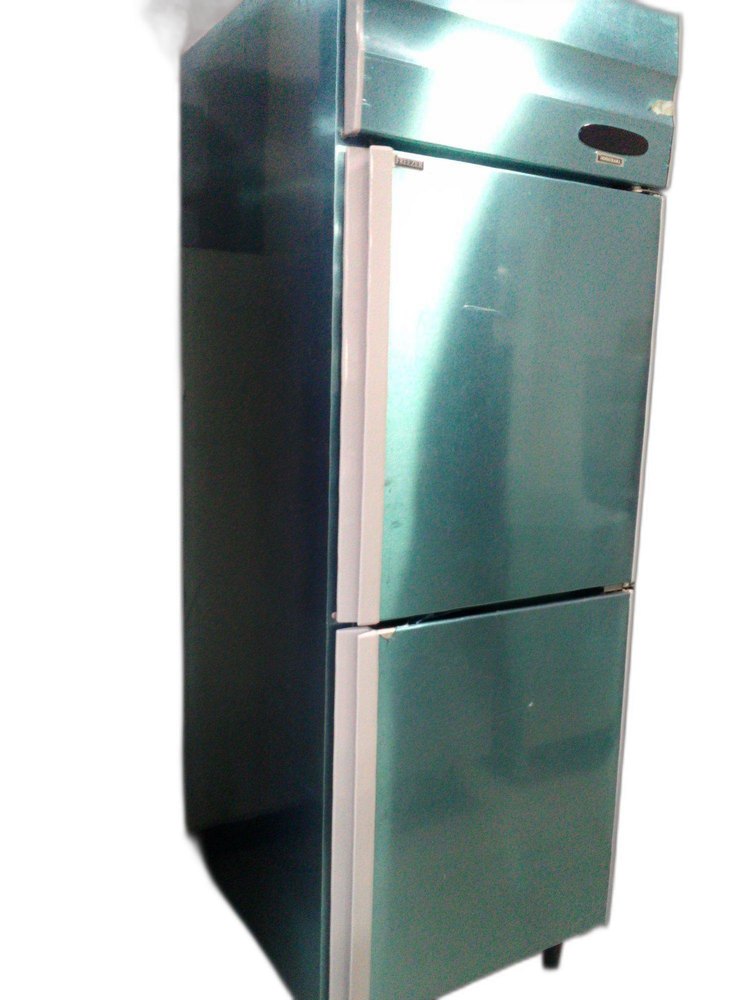 Vertical Refrigerator