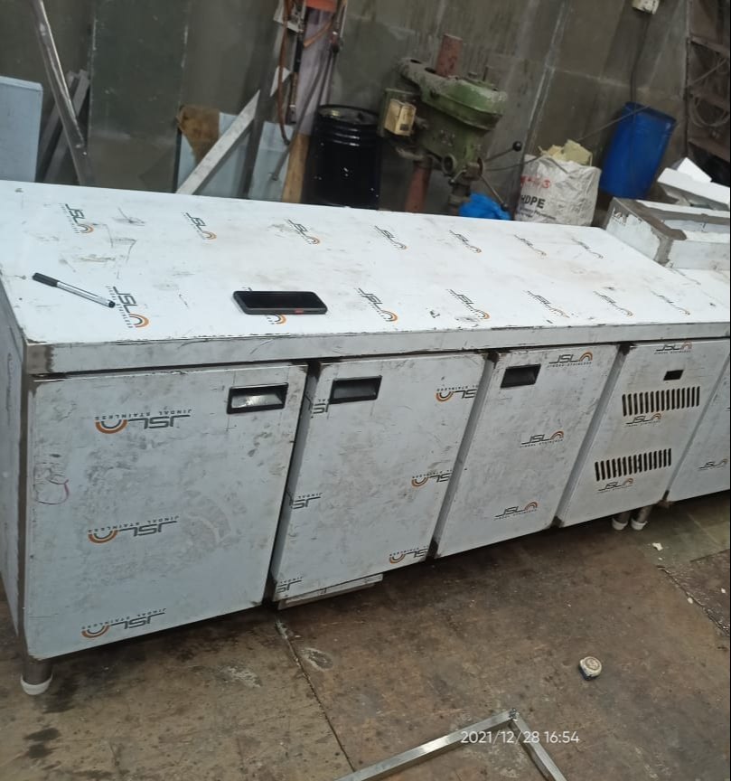 3 Star Electricity Stainless Steel Horizontal Refrigerator, Compact, Capacity: 200 L