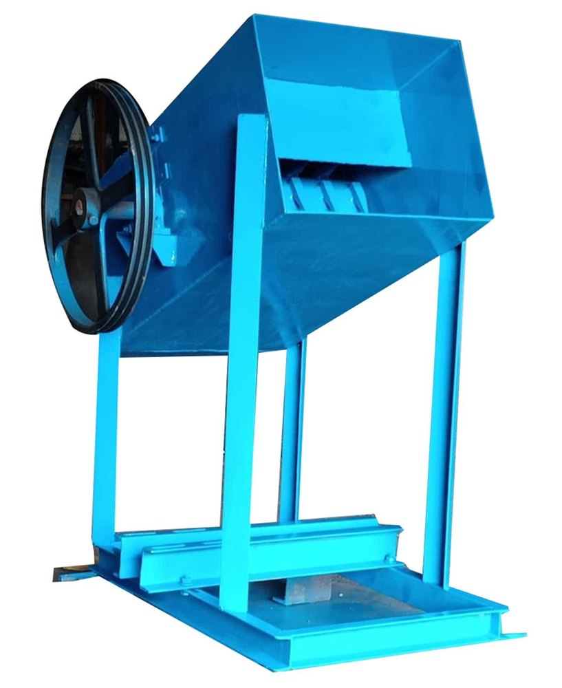 Cube Dry Ice Machines, Capacity: 400 L