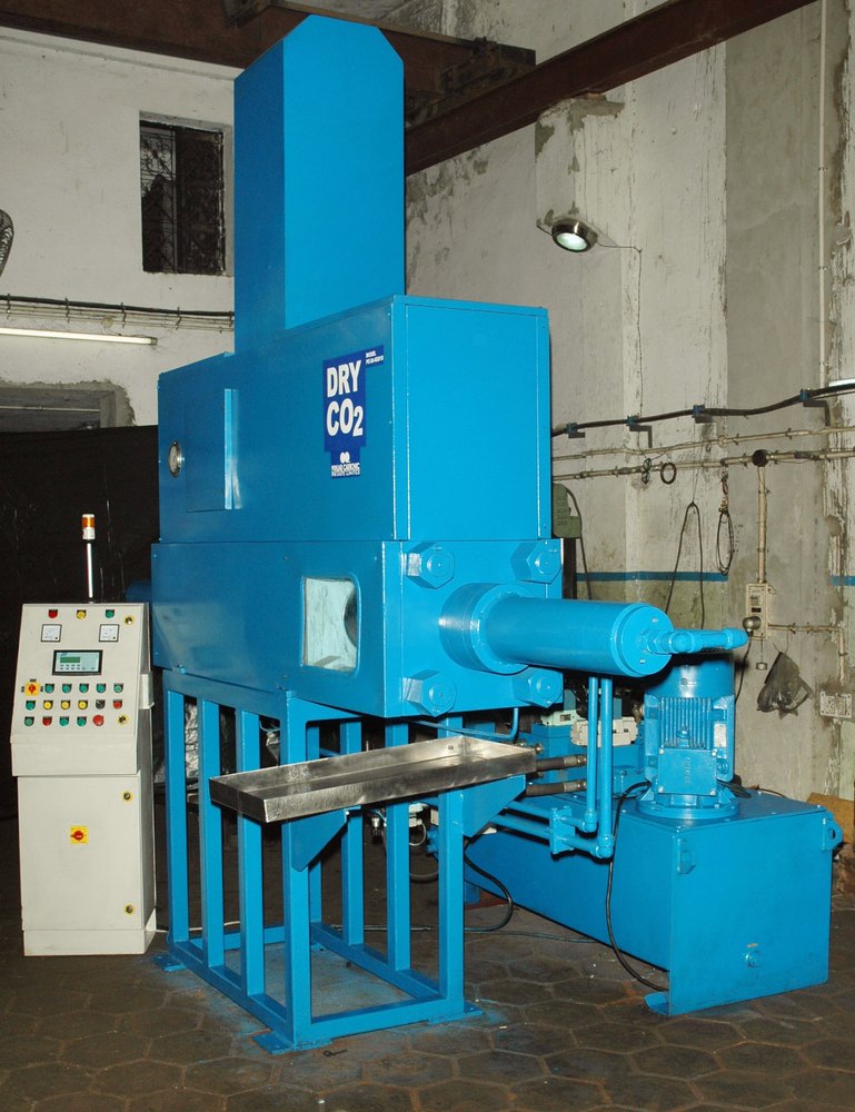 Hydmark Automatic Dry Ice Machine