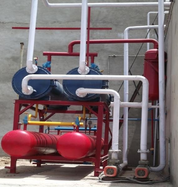 Block And Cube 25 HP To 150 HP Used Ammonia Ice Plant Machinery, For Commercial, Capacity: 5 Tons To 50 Tons Per Day