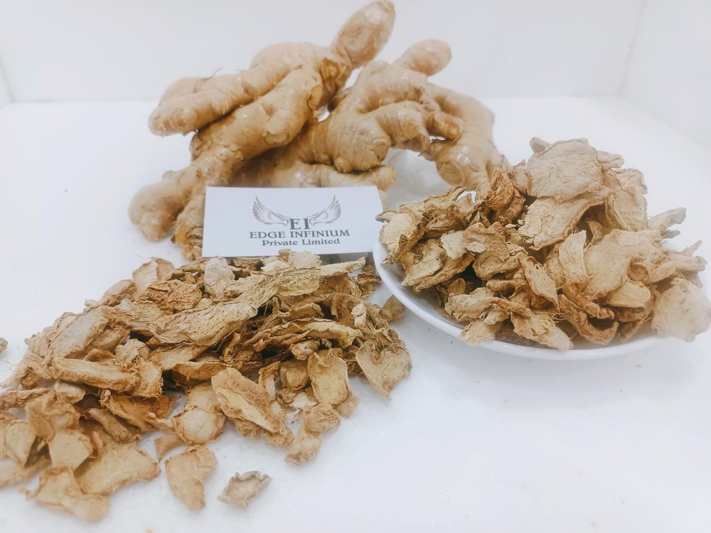 Off white Indian And African Ginger Flakes Dehydrated, Packaging: Plastic Bag or Polythene, Packaging Size: 20 kg