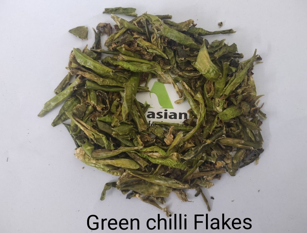 Chili Flake Dried Green Chilli Flakes, Packaging Size: 20 Kg