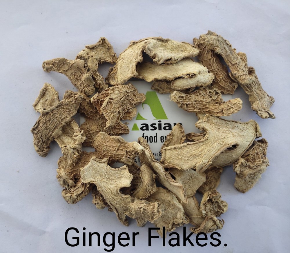 Spice Dried Ginger Flakes, Packaging Type: PP Bag, Packaging Size: 25 kg