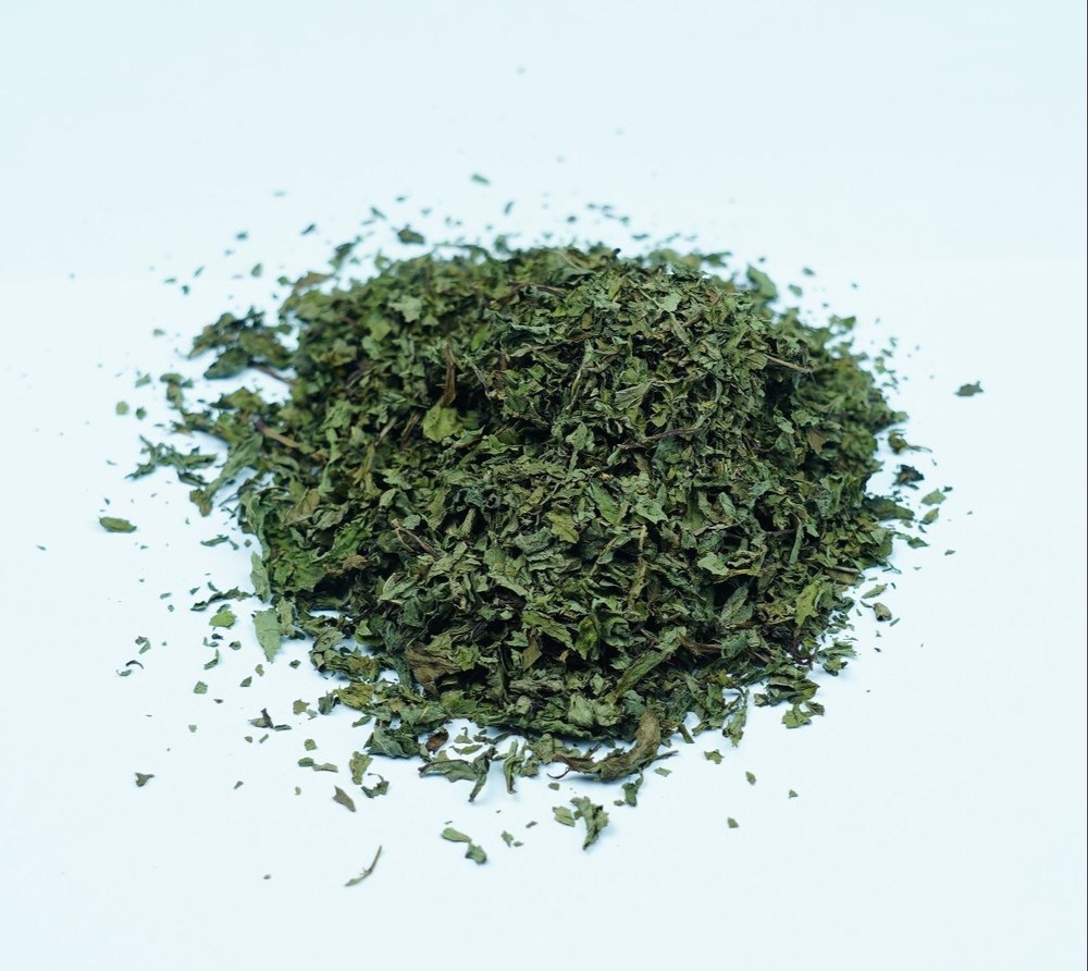 Green Dehydrated Spinach Flakes