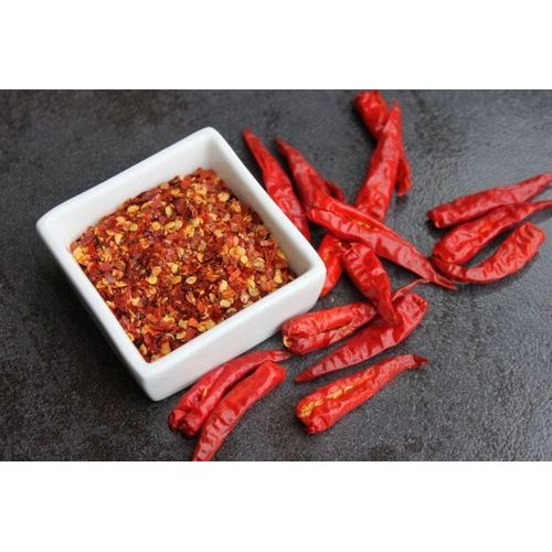 Dehydrated Chilli Granule, Packaging Type: Plastic Bag, Packaging Size: 5 Kg