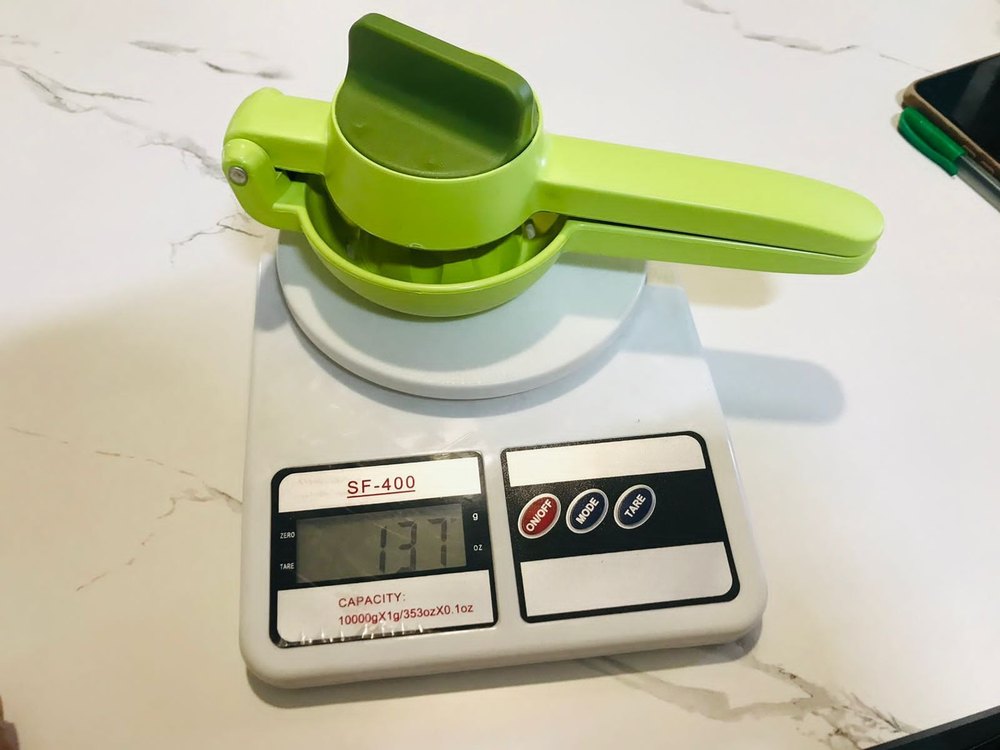 Platic Hand Operated Orange Juicer Machine, for Home