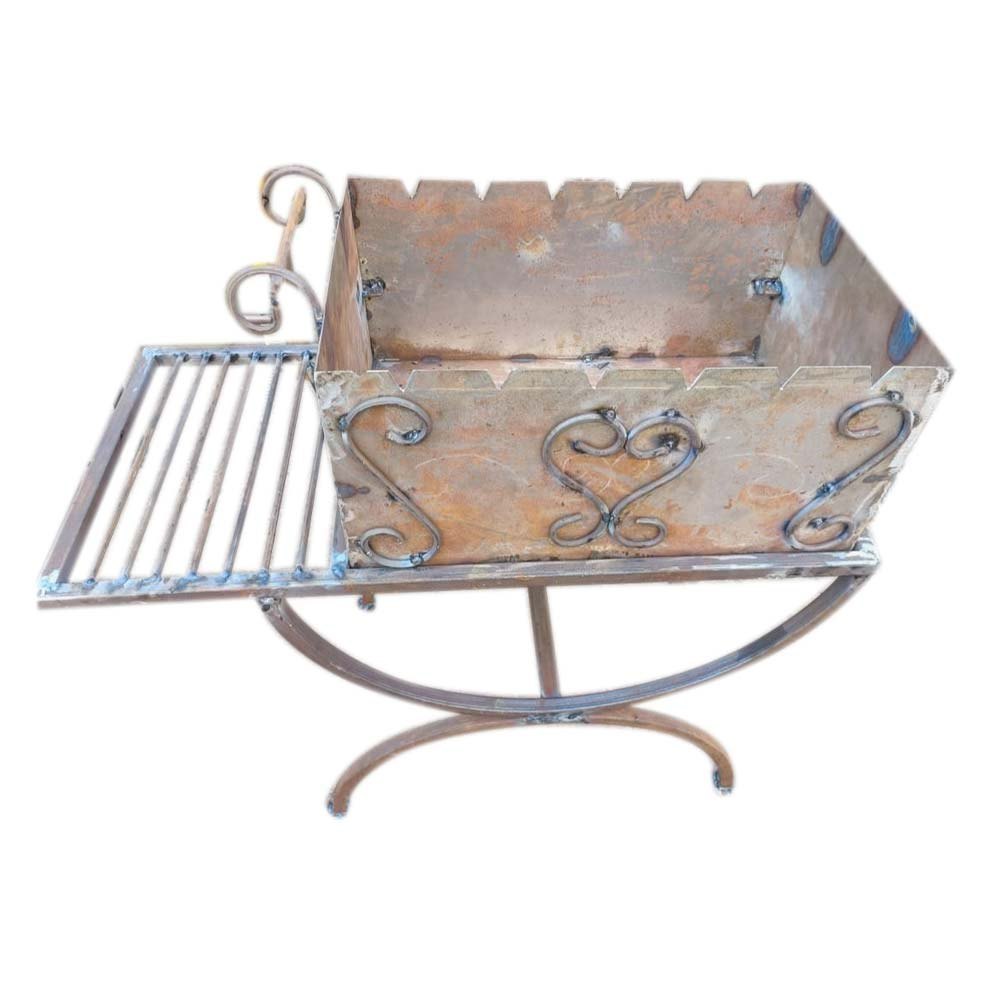 Black Charcoal Iron Barbecue With Stand, For Restaurant, Size: 30*50Inch