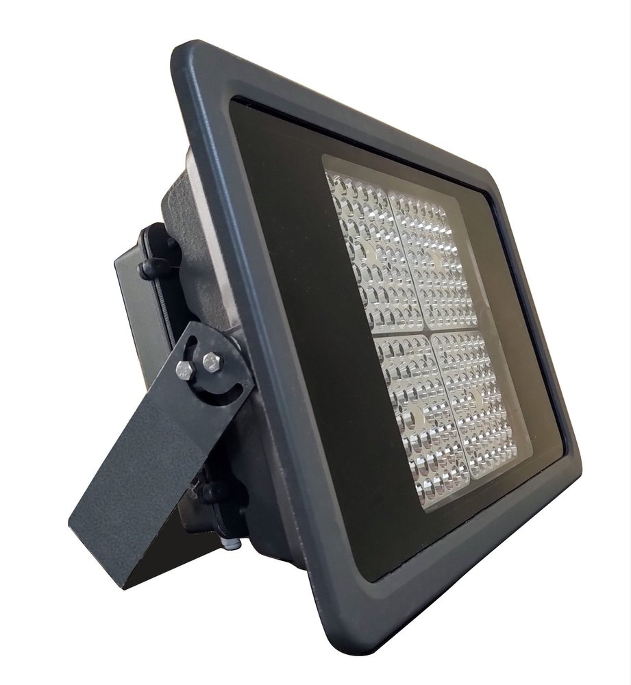 White Triumph Coal Mines LED Platinum Flood Light 450W, For Outdoor