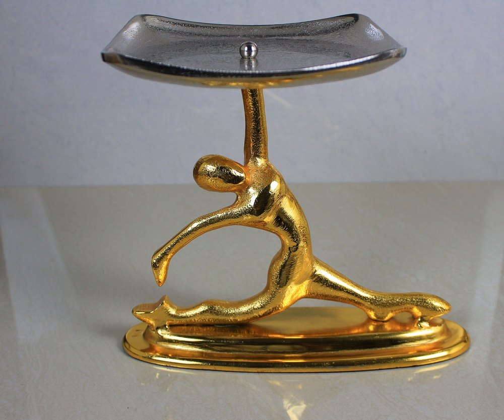 Tray GOLD PLATED LADY PLATE HOLDER, For Keep Fruit, Keep Cake, Packaging Type: Box Packing
