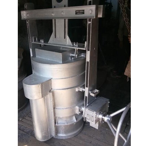 Pouring And Treatment Ladle