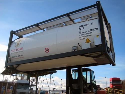 Stainless Steel 3 BSP Valve Loading and Off Loading The Tank, Capacity: 30-40 Ton