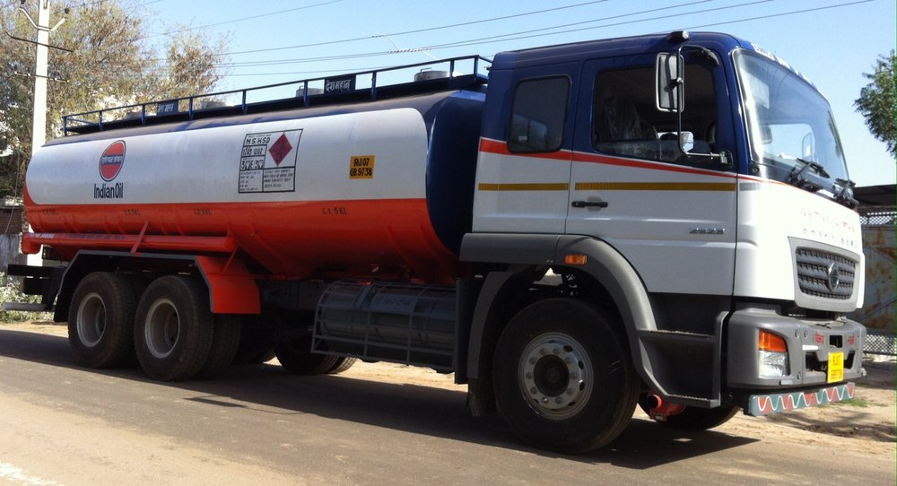 Bottom Loading Tank, Capacity: 20000L