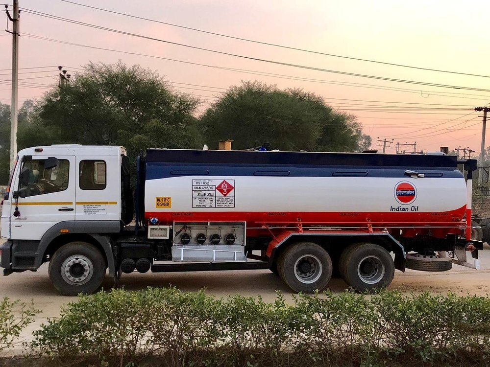 20kl Bottom Loading Tanker, For Fuel Transportation, Capacity: 9000 Litre