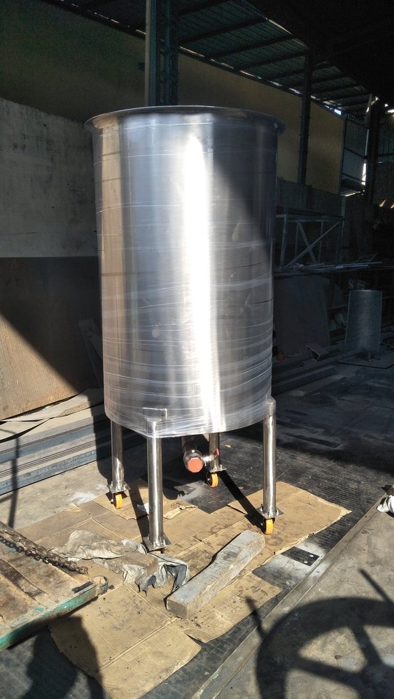 Semi-Automatic Stainless Steel Chemical Storage Tanks, 0-100 psi, Steel Grade: SS304
