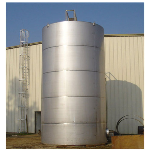 Silver Stainless Steel SS Vertical Storage Tank