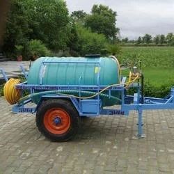Two And Three Plastic Spray Tank for Trolley, Capacity: 500-1000 L