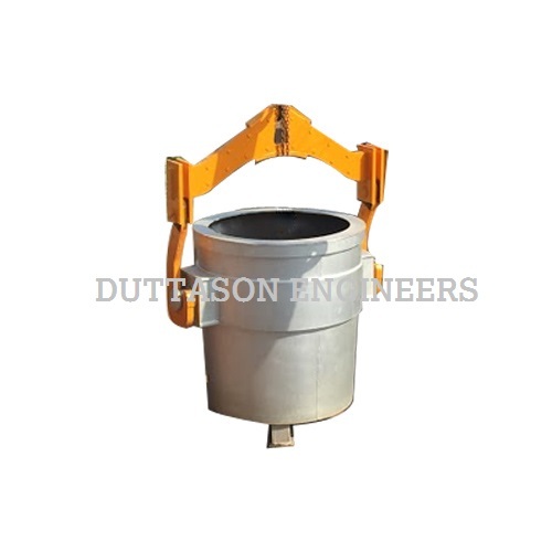 Fixed Bottom Pouring Ladle, Ladle Capacity: 2-4 Tons