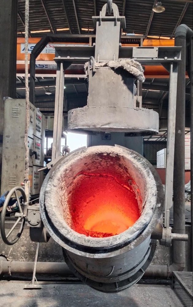 Foundry Ladles, For Metal Pouring, Ladle Capacity: 2-4 Tons