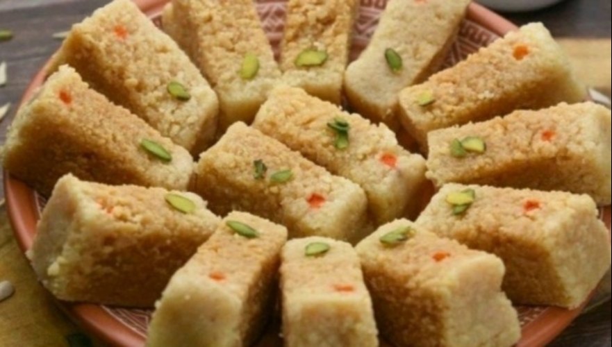 Fresh Milk Cake Sweet, Size Available: Regular, Packaging Size: 1 Kg