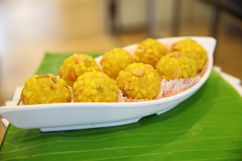 Ladoo Desi Ghee Boondi Laddu, Packaging Type: Box, Packaging Size: 1 Kg