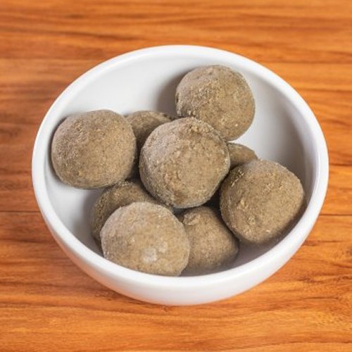 Desi Ghee Ladoo Green Gram Laddu, Packaging Type: Box, Packaging Size: 500 Grams
