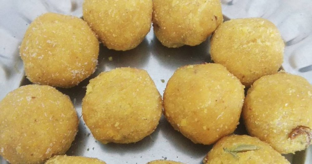 Aaicha Faraal Desi Ghee Moong Ladoo, Packaging Type: Box, Packaging Size: Dozen