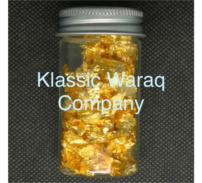 Cake Decorator Gold Flakes Leaf