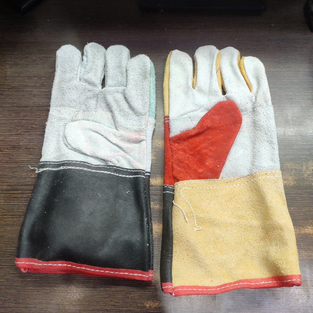 Leather Heavy Hand Gloves, Size: Medium, Finger Type: Full Fingered
