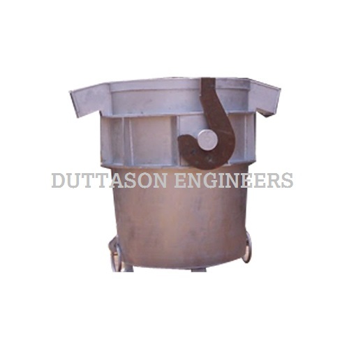 Fixed Lip Pouring Ladle, For Liquid Handling, Ladle Capacity: 2-4 Tons