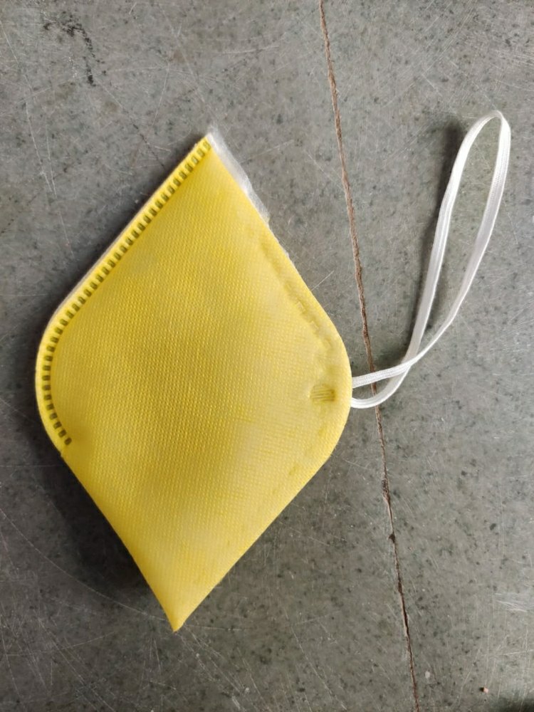 S PROTECTION Yellow Disposable Dust Mask