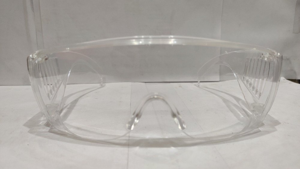 Glass Antisplash White Goggles, Frame Type: Plastic