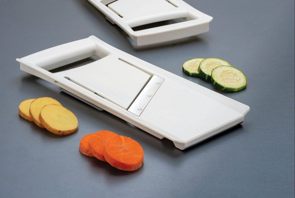 Shivalay Grey Adjustable Slicer, For Home
