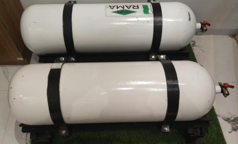 Mild Steel 30kg Commercial CNG Cylinder, 30L, 25Kg