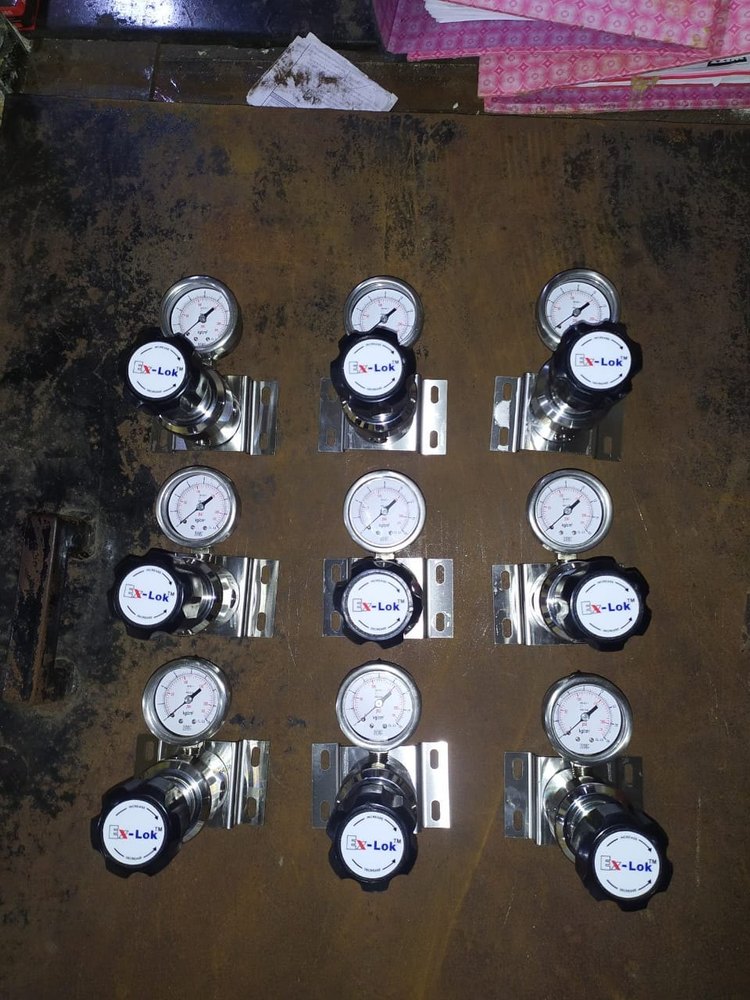 Own 280 Inlet & Outlet 0-200 Bar Two Stage Pressure Regulator, For Industrial