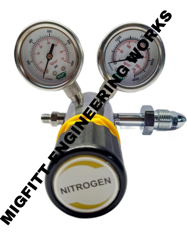 300 Bar Silvery White High Pressure Cylinder Regulator, For Industrial