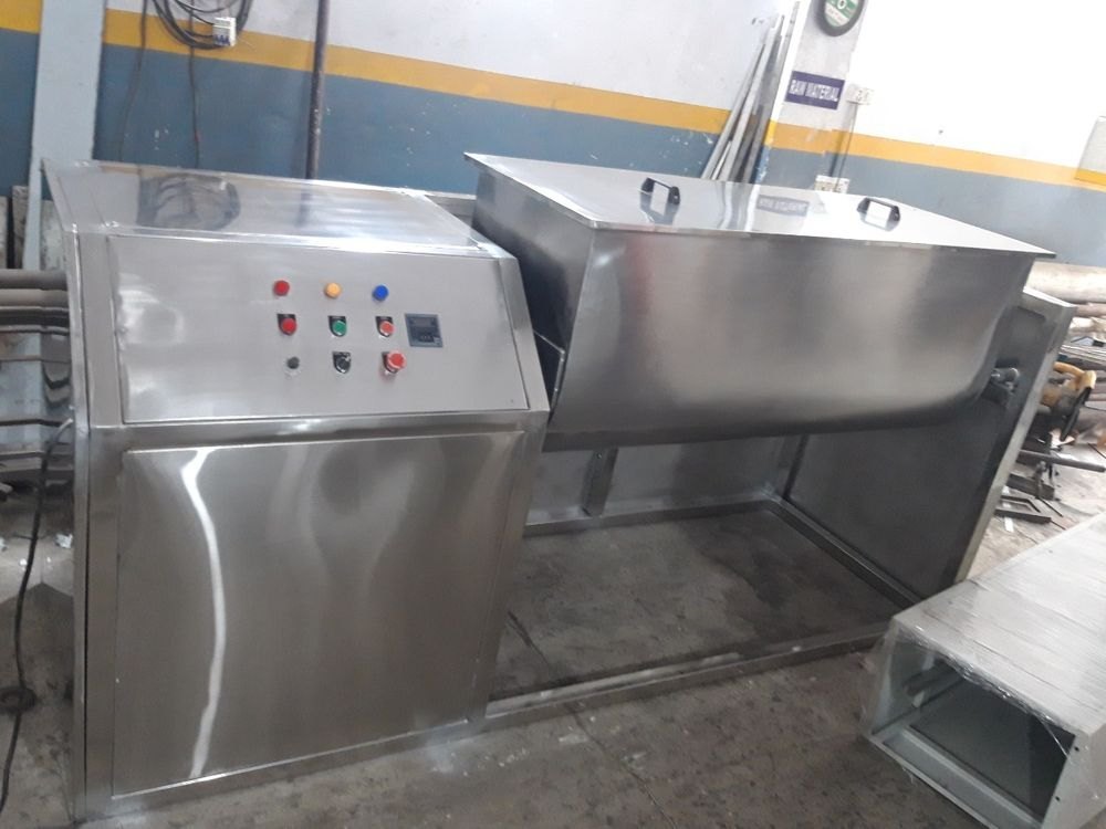 Stainless Steel Mixer Ribbon Blender, For Mixing, Capacity: 200 kg Per Hour