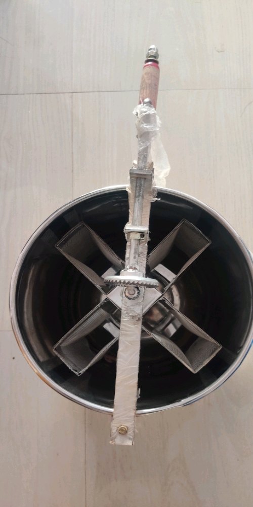 Stainless Steel 4Frame Honey Extractor