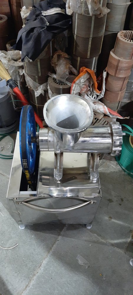 Semi Auto Mild Steel Chatni Making Machine