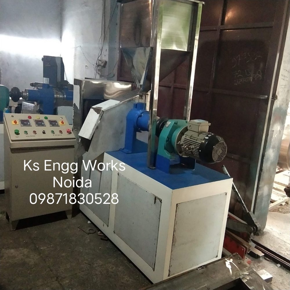 Kurkure Making Machine